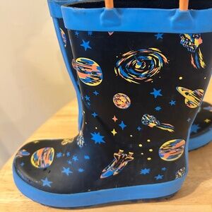 Rain Boots Size 10 Great Condition